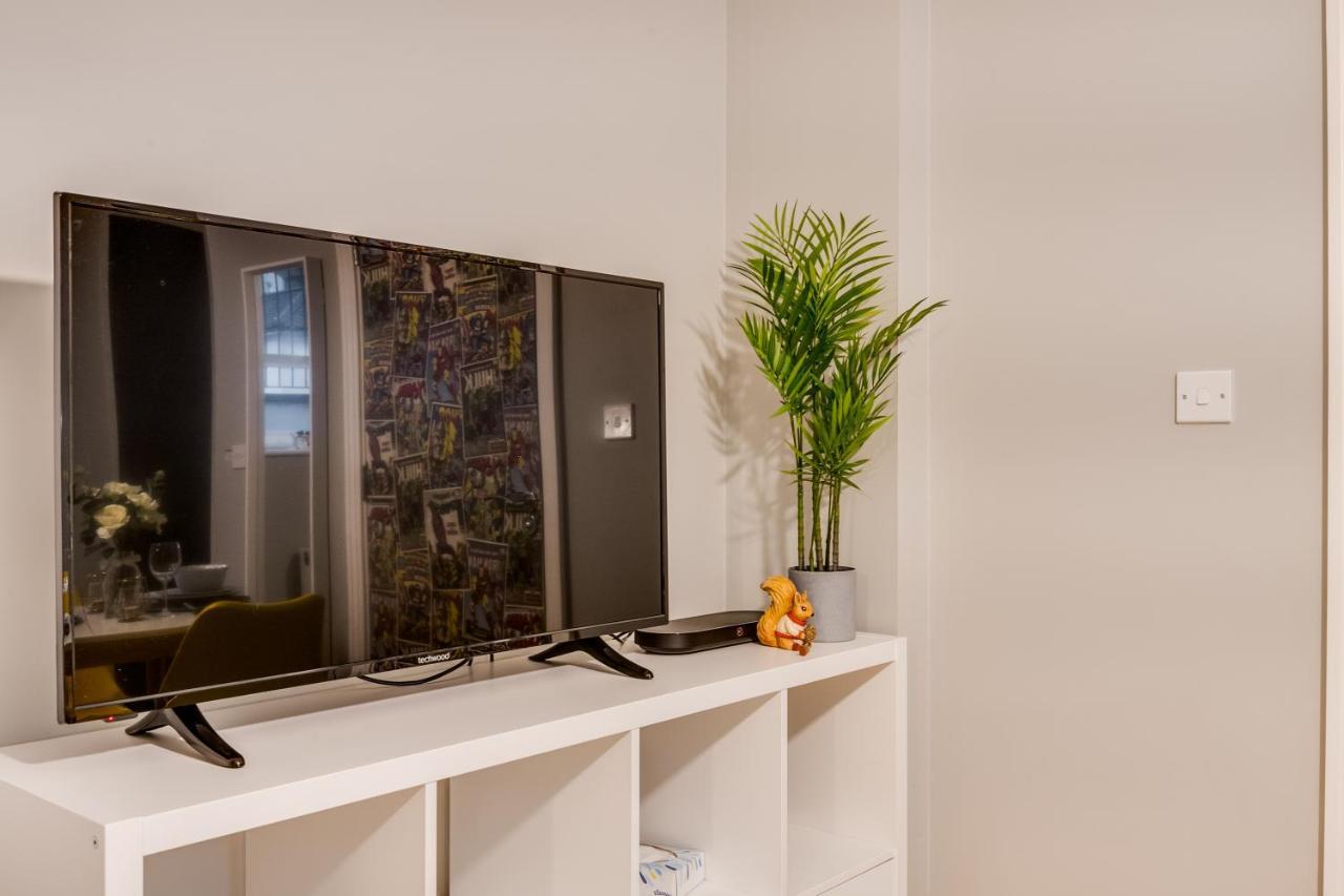 Modern Serviced Town Centre Up To 4people